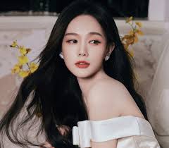 Showbiz có 1 mỹ nhân bị gọi là bình cứu hỏa vì lý do ê chề