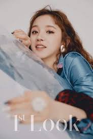 G Idle Yuqi 1st Look Magazine Vol 156 Kpop Girl Groups Girl Group Korean Idol