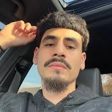 Aiden Lynn (@aiden122346) 正在直播- TikTok 直播