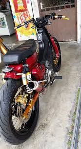 Gambar anime keren mata merah. Honda Super Cub Red
