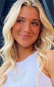 Mary Sergi's Instagram, Twitter & Facebook