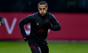 The latest manchester united news, match previews and reports, transfer news plus both original man utd news blog posts and posts from blogs and sites from around the world, updated 24 hours a day. We Will See Klopp On Thiago Making His Anfield Debut V Man Utd Liverpool Fc