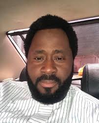 Desmond Elliot