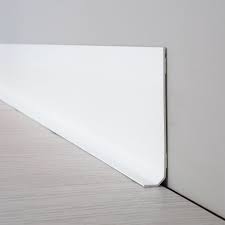 Ma Plinthe Deco Enfin Des Plinthes Decoratives Pas Cher Et Faciles A Poser Plinthes Plinthe Blanche Plinthe Pvc