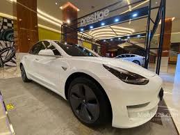 75, 90d, 100d, dan p100d. Peminat Mobil Listrik Cek Harga Tesla Model 3 Bekas Termurah Mobil Bekas Mobil123 Com