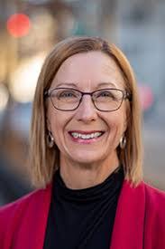 Britney Maxwell's Instagram, Twitter & Facebook