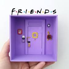 Mini Cenario Friends In 2020 Friends Merchandise Friend Crafts Friends Diy