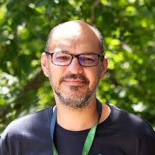 Dave Jeffery (@KecskeBak)