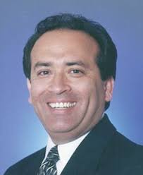 Insurance Agent Ish Lopez in San Marcos CA