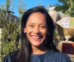 Anna Tuttle's Instagram, Twitter & Facebook