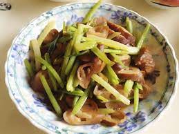 芹菜炒肥腸by 小蝦米與大鯨魚 recipe chinese dishes taiwanese food recipes