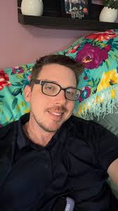 Southwest Virginia USA. Living in my mailbox. ID?