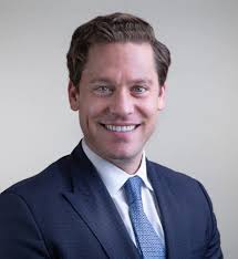 Chris Macfadyen's Instagram, Twitter & Facebook