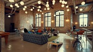This chic industrial apartment project was created by russian designer galina lavrishcheva, and it shows up a lot of cool ideas for small apartments. Inneneinrichtung Im Industriestil Designmerkmale Eleganz