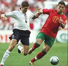 .الدولية مع منتخب البرتغال، غير أن اللاعب الذي بدأ في عمر الـ 18 عامًا مسيرته الدولية وحقق وصافة اليورو 2004 ورابع كأس العالم 2006 بألمانيا، عاد من جديد وبرهن على أسطوريته بعدما قاد منتخب بلاده لتحقيق كأس الأمم الأوروبية 2016 بفرنسا على حساب أصحاب الأرض، ثم كأس. ÙŠÙˆØ±Ùˆ 2004 Ø­Ù„Ù… Ø§Ù„Ø¨Ø±ØªØºØ§Ù„ Ø¨Ø¯Ø£ Ø¨ØµØ¯Ù…Ø© ÙˆØªØ­ÙˆÙ„ Ù„ÙƒØ§Ø¨ÙˆØ³