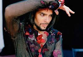 En lo sentimental, campbell posee un historial amoroso a la altura de su belleza. Joaquin Cortes Dancing Is My Wife My Woman The Independent The Independent