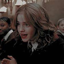 Pin By Sofiya On Harry Potter Harry Potter Hermione Granger Emma Watson Harry Potter Harry Potter Hermione