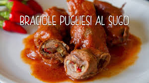 Lasciar cuocere il sugo per almeno 2 ore, poi togliere il coperchio e lasciare che il ragù si restringa. Braciole Pugliesi Al Sugo Youtube