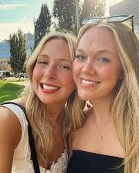 Lauren Salak's Instagram, Twitter & Facebook