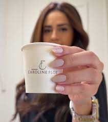 Ｃａｒｏｌｉｎｅ Ｆｌｏｒ 🌸