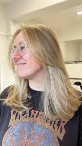 From a scalp bleach six months ago to a stunning post-wedding glow-up!🌟  This transformation delivers a low-maintenance, lived-in look with  beautifully blended tones, #PostWedding #BlondeTransformation ...