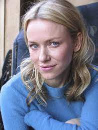 Naomi Watts A Bright Color That Looks Terrific On Her Naomi Watts Light Summer Beauty