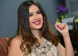 ياسمين صبرى تثير الجدل مجددا بسبب جورجينا وهذه ليست المرة الأولى التى تظهر فيها الفنانة ياسمين صبرى بإطلالة تشبه جورجينا، ولاحظ الجمهور هذا الأمر أكثر من مرة وهو الأمر الذي أحدث حالة جدل. Ø¥Ù‡Ù…Ø§Ù„ Ø·Ø¨ÙŠ ØªØ³Ø¨Ø¨ ÙÙŠ ØºÙŠØ¨ÙˆØ¨Ø© ØªØ¹Ø±Ù Ø¹Ù„Ù‰ ØªØ·ÙˆØ±Ø§Øª Ø­Ø§Ù„Ø© ÙŠØ§Ø³Ù…ÙŠÙ† Ø¹Ø¨Ø¯ Ø§Ù„Ø¹Ø²ÙŠØ² Ø§Ù„ØµØ­ÙŠØ© Ø®Ø¨Ø± ÙÙŠ Ø§Ù„ÙÙ†