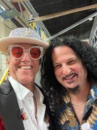 Denise Durr's Instagram, Twitter & Facebook