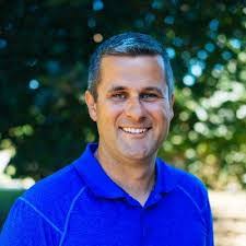 Kevin Bayne's Instagram, Twitter & Facebook