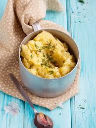 Puree De Pommes De Terre A L Ail Recette En 2020 Puree Pomme De Terre Pomme De Terre Cuisine