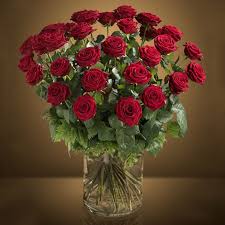 Browse 4 mazzo di fiori stock photos and images available, or start a new search to explore more stock photos and images. Bouquet Di Rose Meraviglioso
