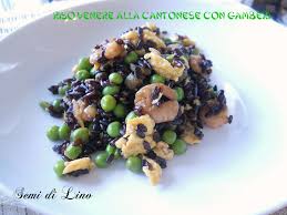 Intanto pulite e tagliate a tocchetti il sedano. Riso Venere Con Gamberi Ricetta Orientale Rivisitata