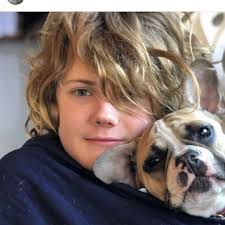 Joel McHale and wife, Sarah Williams are couple goals