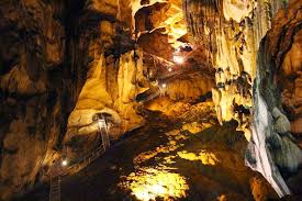 Gua tempurung cave is the limestone largest cave in peninsula malaysia. Yoexplore On Twitter Cave Tempurung Is A Limestone Cave Karst Located In Gopeng Perak Malaysia The Name Is Taken From The Cave Shape That Resembles A Coconut Shell Contact Yoexplore On Wa