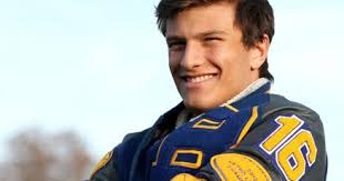 Wilkins family back together as Burroughs LB chases title