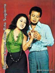 Lirik Lagu Menunggu Rhoma Irama Ft Rita Sugiarto Lirik Lagu Lagu Pujian Lagu Terbaik