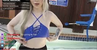 Caroline Burt Nip slip - Influencers GoneWild