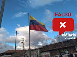 Fondo de colombia con el balón de fútbol. Venezolanos En Colombia Destruyen Una Bandera Colombiana Y Colocan Una De Venezuela El Diario