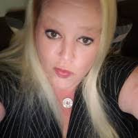 Laura Bickham's Instagram, Twitter & Facebook