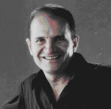 Teatro de la Divina Comedia: Elias Serrano (Biografia)