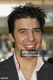 16 Photos & High Res Pictures