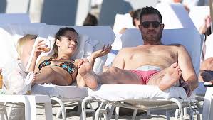 Check spelling or type a new query. Jesse Palmer Engaged To Emely Fardo Former Bachelor Star Proposed Hollywood Life