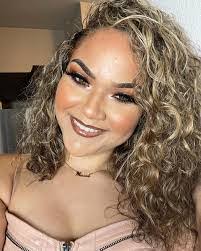 Cynthia Threadgill's Instagram, Twitter & Facebook