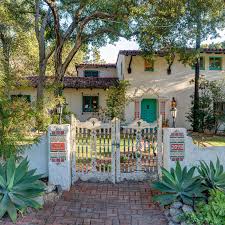 While spanish colonial houses in various regions of the country differ from one another, most the remodeler with a true spanish colonial house should attempt to conserve as much of the original. Spectacular Spanish Colonial Revival House In Altadena Seeks 2 8m Curbed La