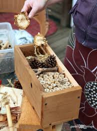 Today, insect hotels are offered in every hardware store, garden center or at discounters and on the internet. Build A Bug Hotel Garden Therapy