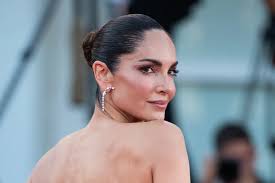 10 contornos de ojos para mujeres de 50 años que eliminan arrugas y  rejuvenecen la mirada