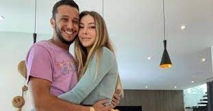 Şeyma subaşı'yla ayrıldıktan sonra da i̇stanbul'da sıkça vakit geçiren dj guido senia, türk antrenörler eşliğinde boks dersleri alıyor. Seyma Subasi Sevgilisi Kimdir Subasi Ya Ucak Kapatan Sevgilisi Mohammed Alsaloussi Kim Takvim