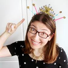 I found the one above, and figured that i would need about 8 inches of vinyl to go. 3 Diy Birthday Crowns For Kids And Adults Karen Kavett