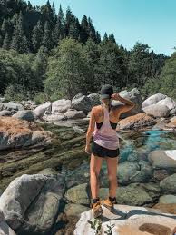 Aufgrund der steigung und distanz ist die strecke für alle leistungsniveaus geeignet. Tahoe National Forest S Best Kept Secret The Emerald Pools The Break Of Dawns