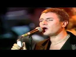 DOLORES O'RIORDAN & SIMON LE BON....LINGER